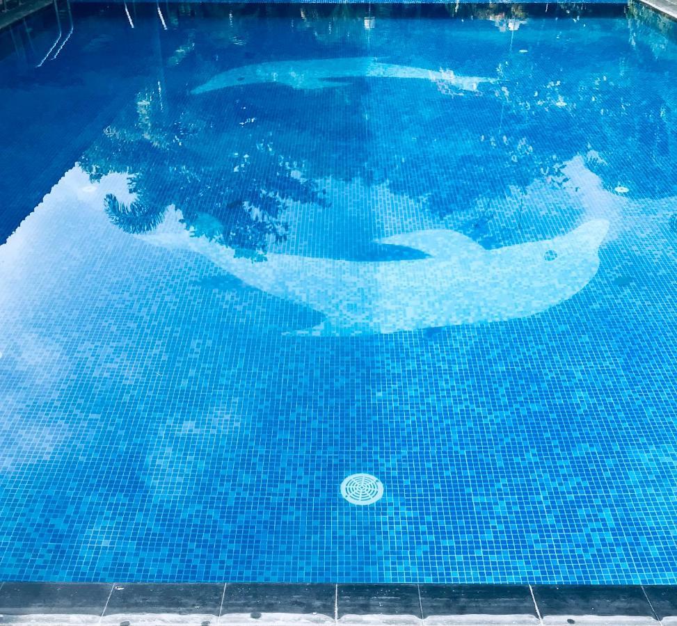 טרינקומאלה Paris Garden Resort מראה חיצוני תמונה
